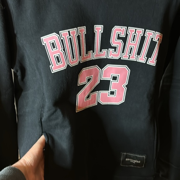 MASTERMIND FEMME A-girl’s navy sweatshirt size medium. - Picture 4 of 7